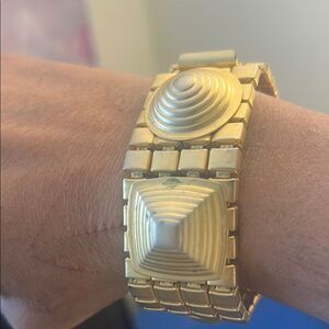 Gold Wearable Geometric 3D Bracelet